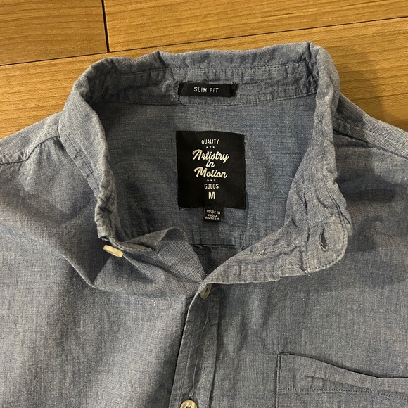 Artistry in Motion Men’s Blue Button Down Shirt - Picture 2 of 4